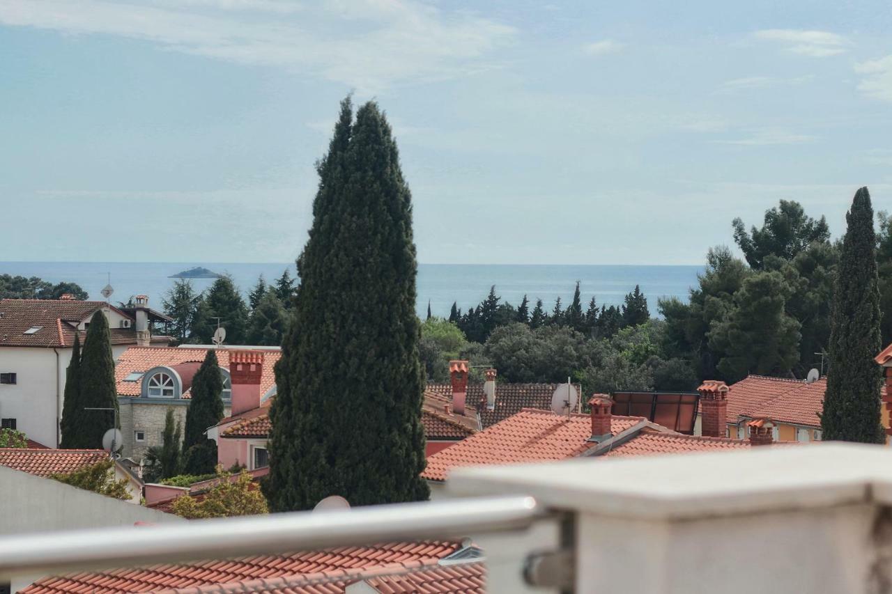 Apartments Link Rovinj Buitenkant foto